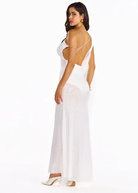 Vestido Longo em Tule com Saia Franzida de Ombro Único Marina Off White Vestido Longo em Tule com Saia Franzida de Ombro Único Marina Off White