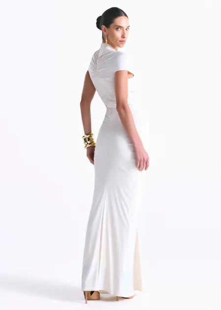 Vestido Longo Gola Alta com Franzido Lateral Pietra Off White Vestido Longo Gola Alta com Franzido Lateral Pietra Off White